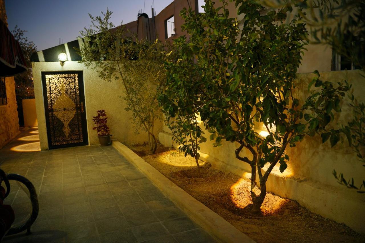 Mansi Residence ワディ・ムーサ エクステリア 写真