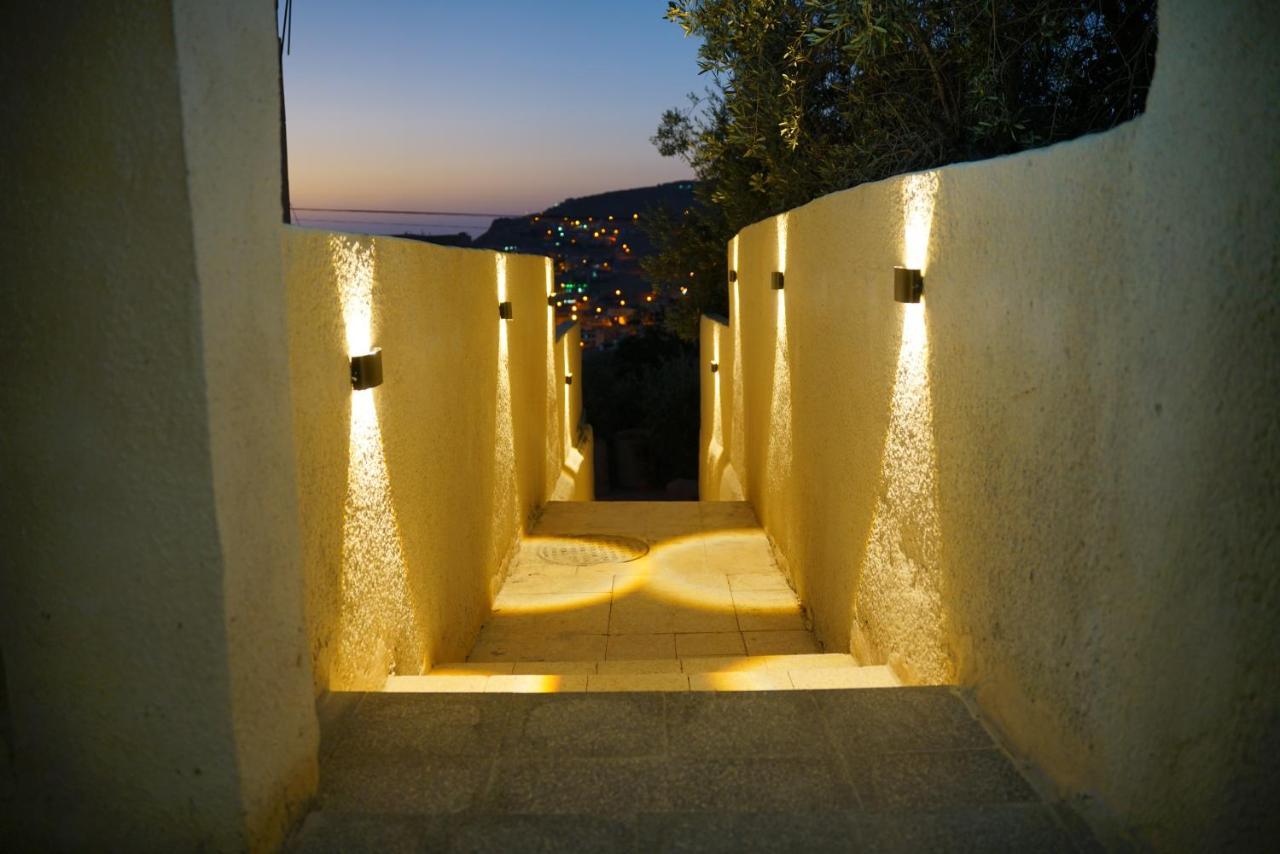 Mansi Residence ワディ・ムーサ エクステリア 写真